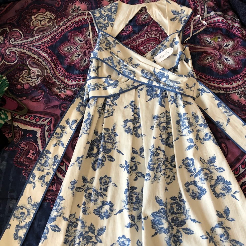 Jessica Simpson dress